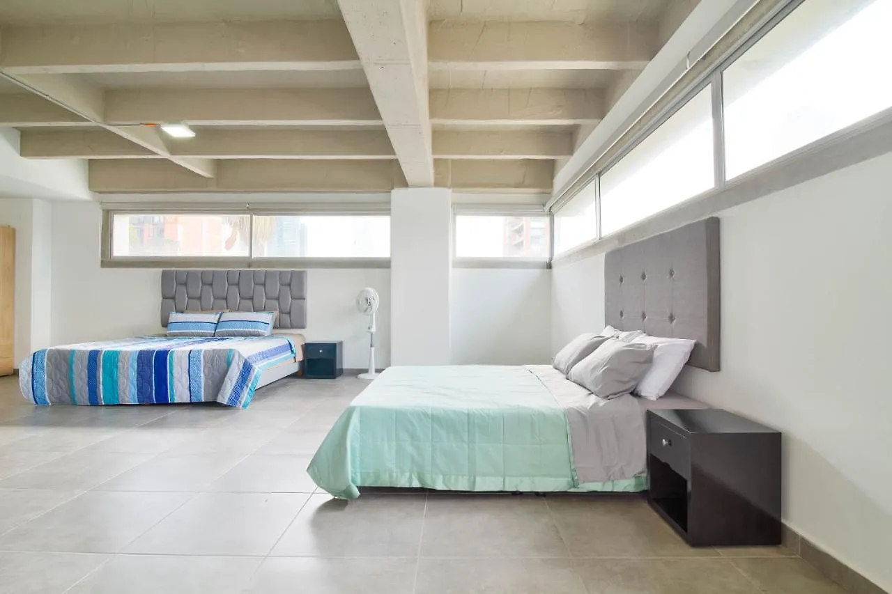Camelot Apartahotel Medellin 0*,